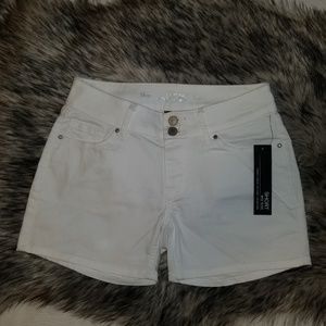Apt 9 shorts